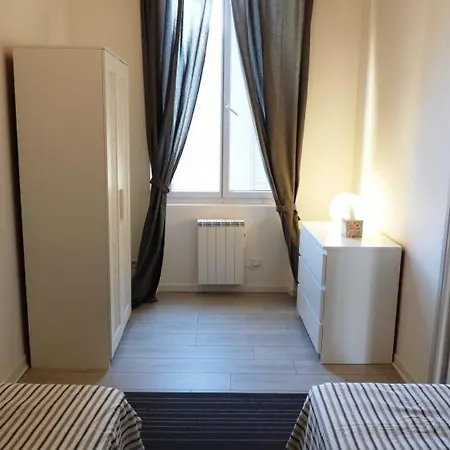 Sleeps 4 Air Con Wifi * Cannes