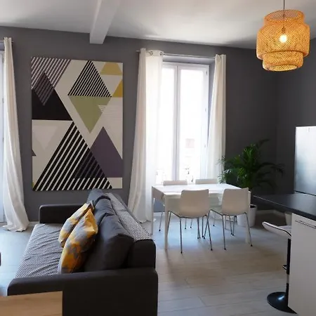 아파트 Sleeps 4 Air Con Wifi 칸느